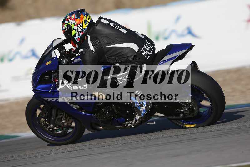 /Archiv-2024/02 29.01.-02.02.2024 Moto Center Thun Jerez/Gruppe rot-red/backside